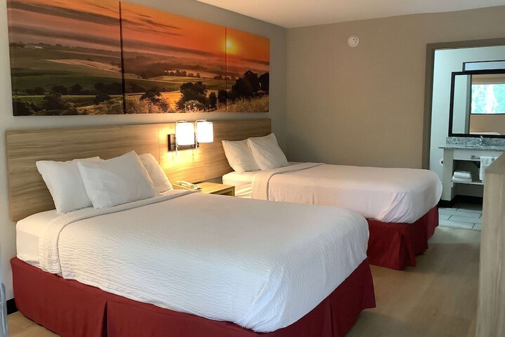 Room 32 of 34