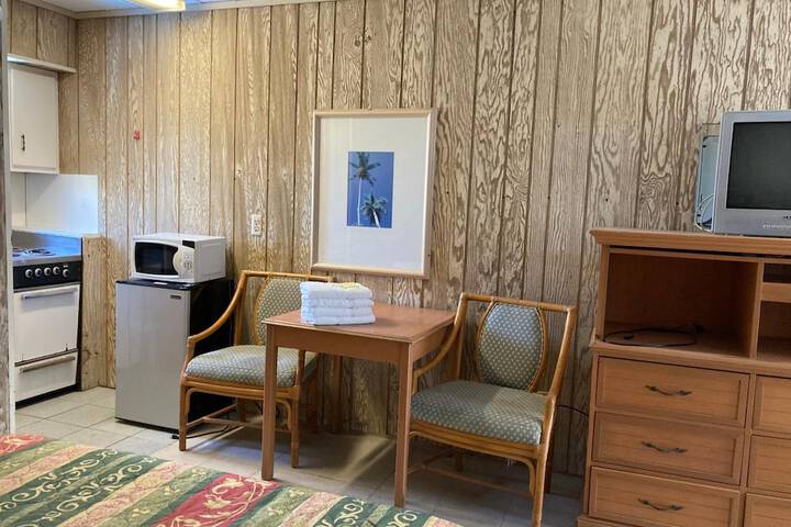 Room 15 of 23