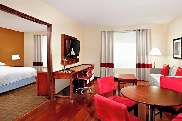 Room 10 of 21