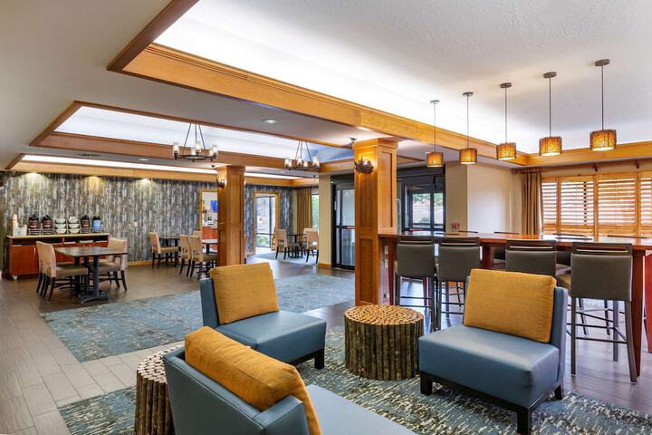 Hotel Interior 8 of 30