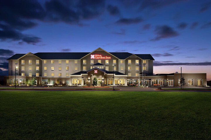 Hotel 2 of 43