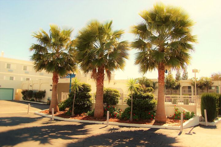 Travelodge by Wyndham Los Banos CA