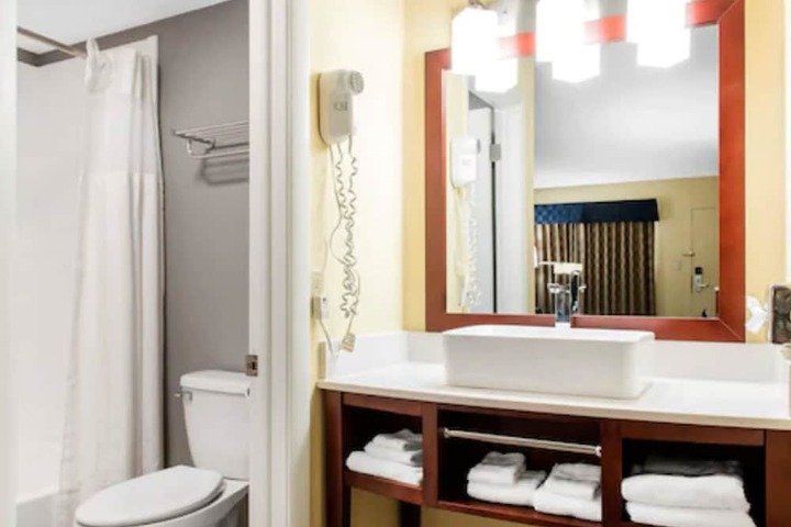 Room 21 of 23