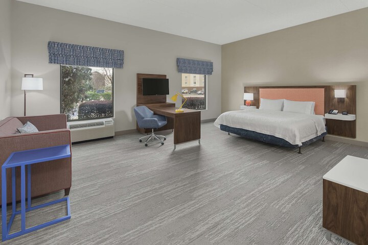 Hampton Inn & Suites Macon I-75 North