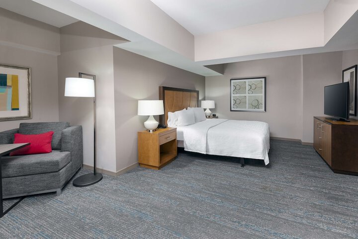 Room 21 of 43