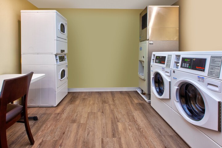 Holiday Inn Express & Suites Absecon-Atlantic City by IHG