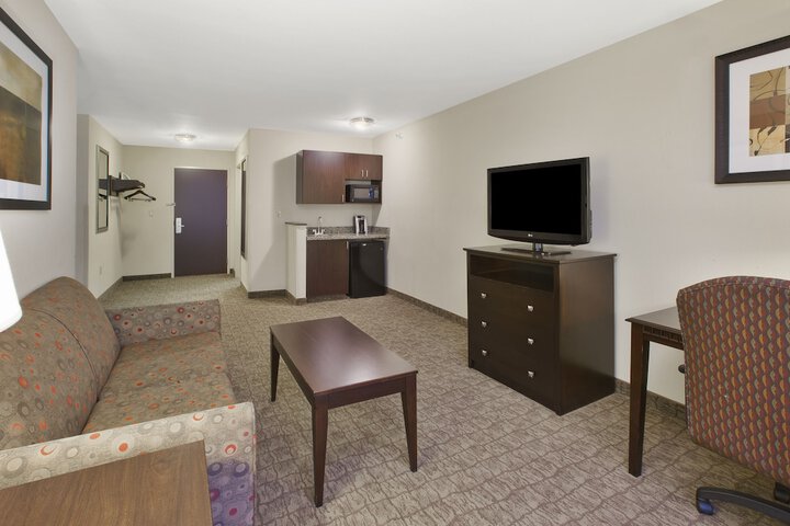 Room 35 of 75