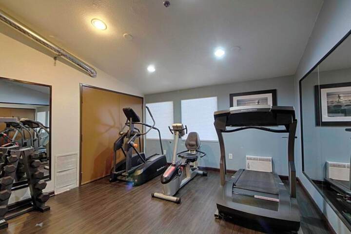 Holiday Inn Express Solana Beach-Del Mar by IHG