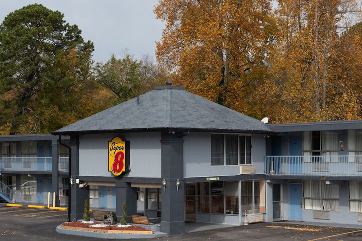Super 8 by Wyndham Black Mountain / Asheville East