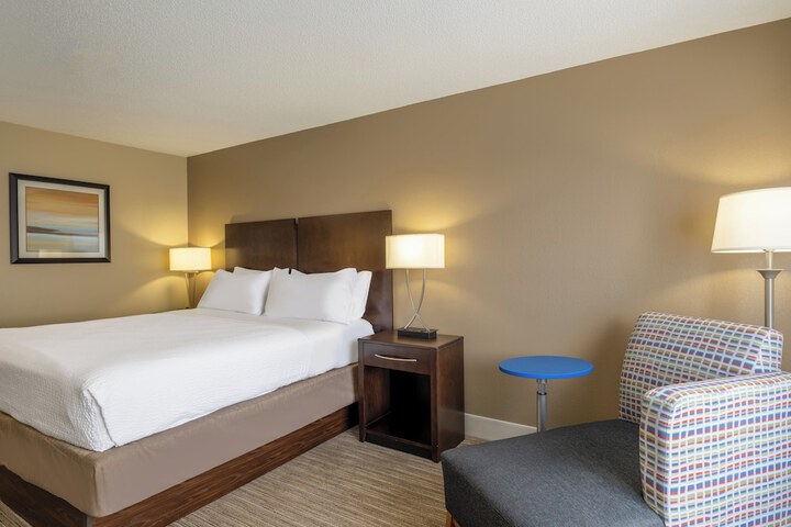 Room 12 of 42