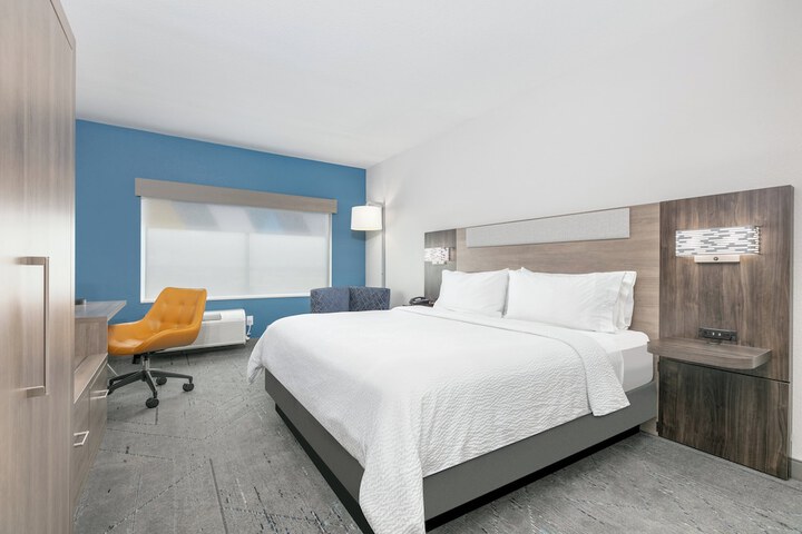 Room 37 of 55
