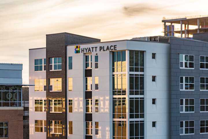 Hotel 6 of 82