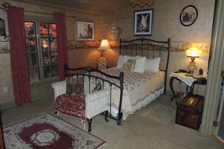 Room 20 of 65