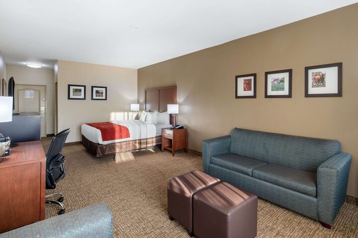 Room 13 of 34