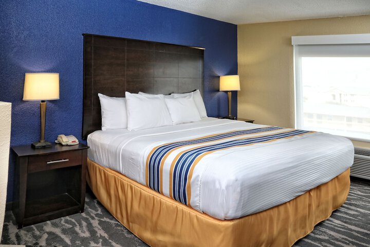 Room 15 of 24