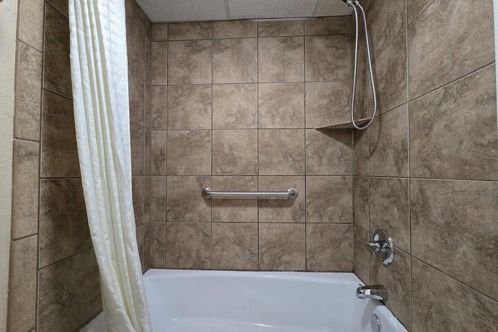 Baymont by Wyndham McAlester Hwy 69