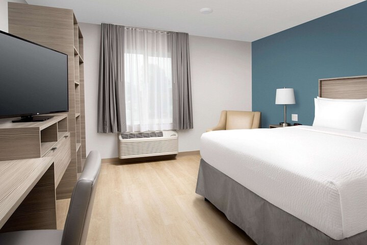 Room 35 of 54