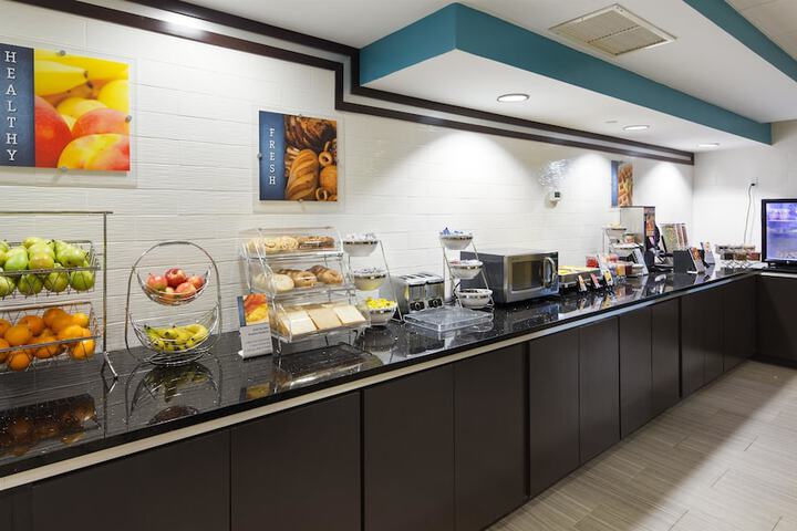Breakfast/Coffee Service 15 of 17