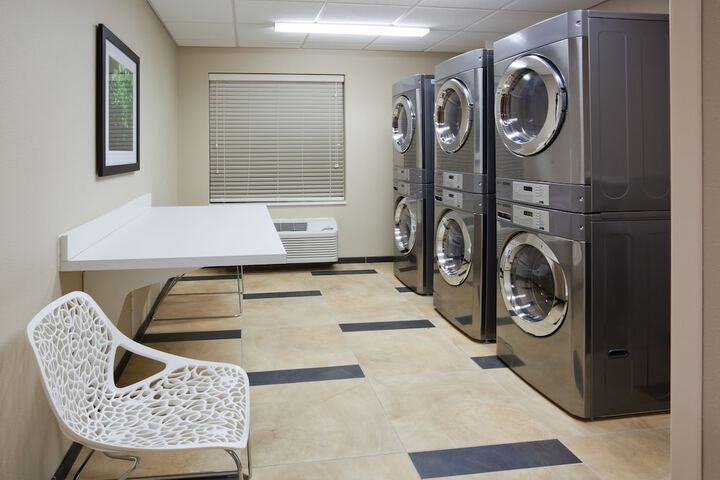 Candlewood Suites Dickinson ND by IHG
