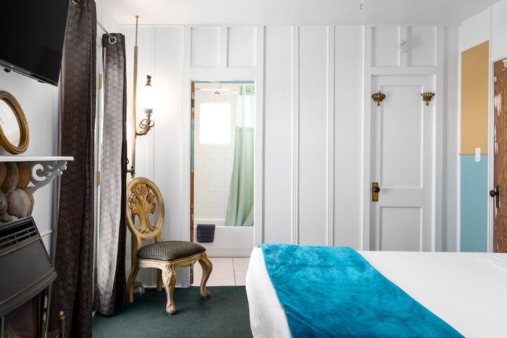 Room 45 of 56