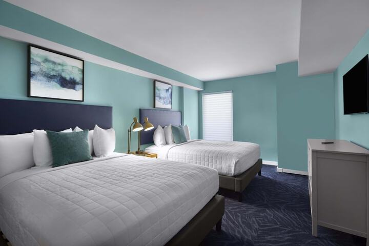 Crown Reef Beach Resort and Waterpark