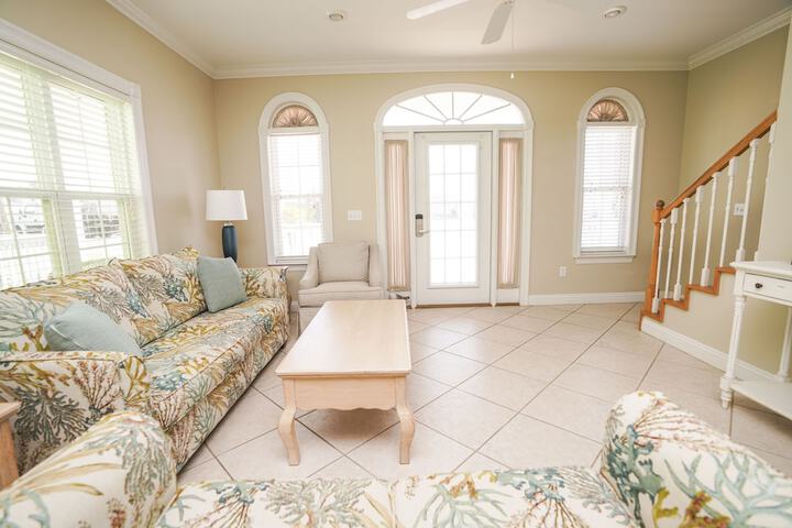 Room 9 of 20