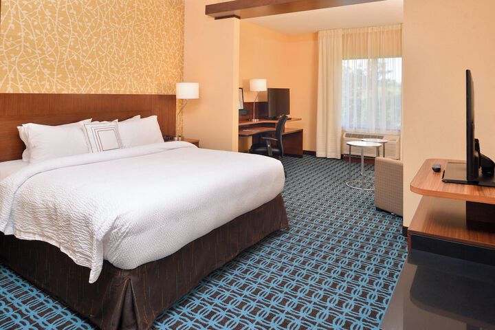 Room 21 of 38