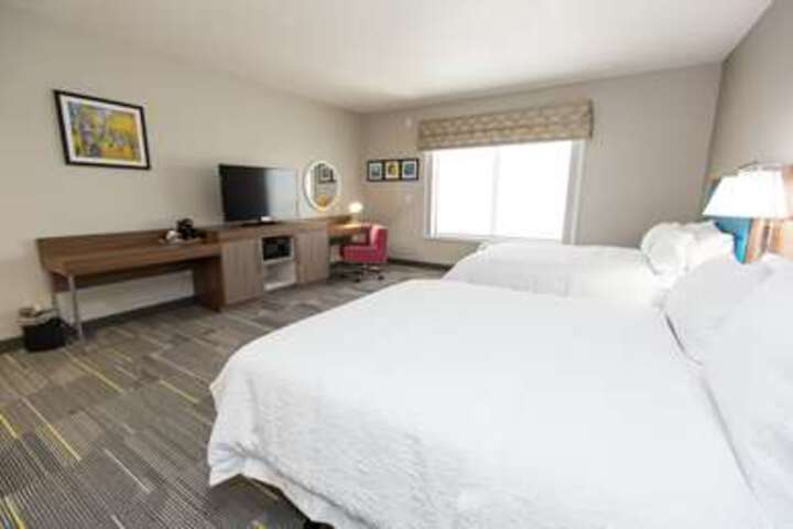 Room 156 of 200