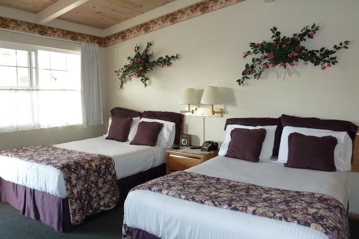 Room 15 of 49