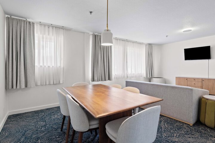Room 92 of 159