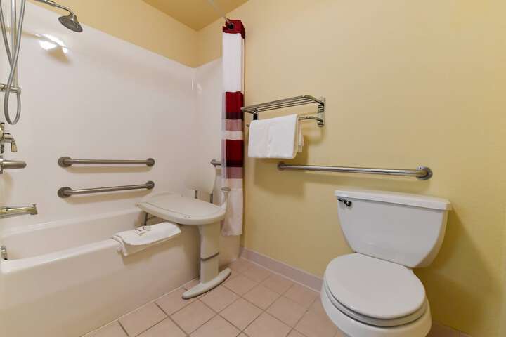Room 10 of 19