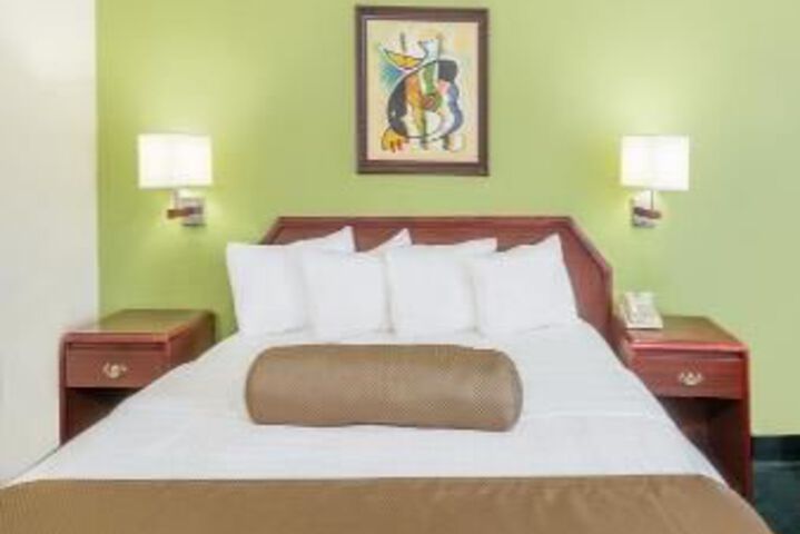 SureStay Plus Hotel by Best Western Somerset