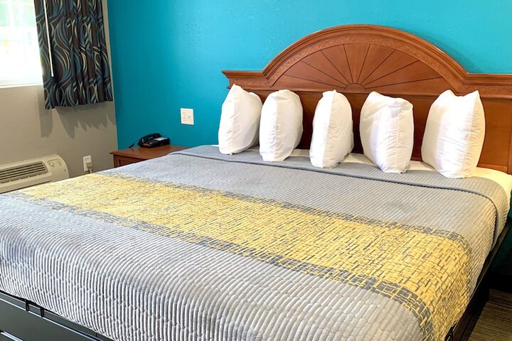 CAMPBELL APOS S MOTEL