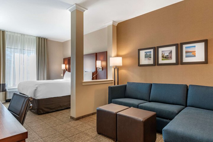 Room 14 of 27