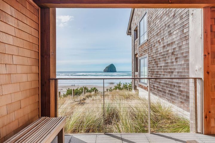 Headlands Coastal Lodge & Spa