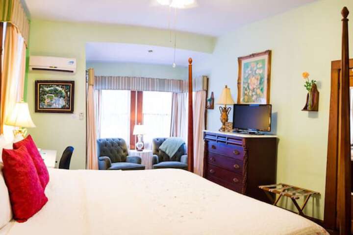 Room 139 of 206