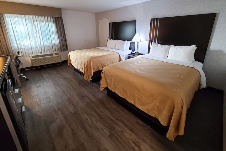 Room 15 of 64