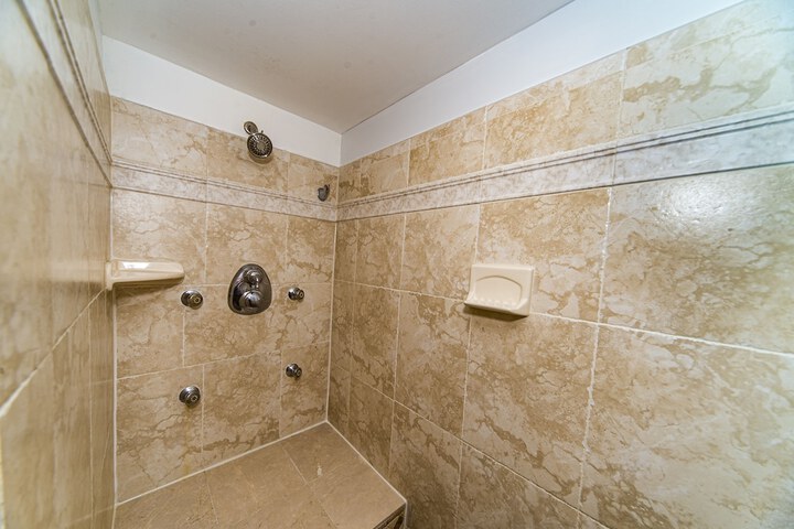 Stone Manor Boutique Inn