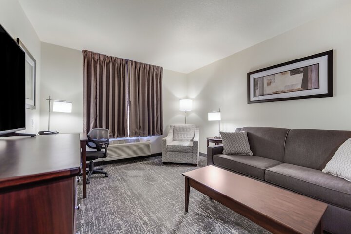 Room 15 of 40