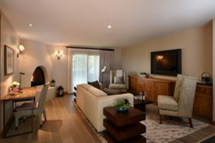 Suite 36 of 68