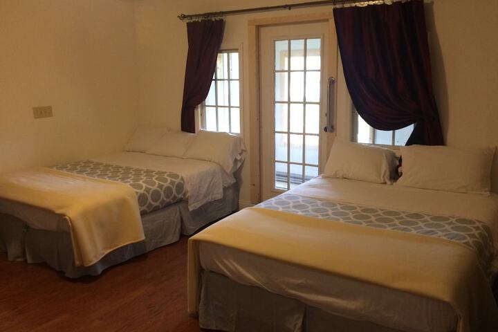 Room 30 of 40