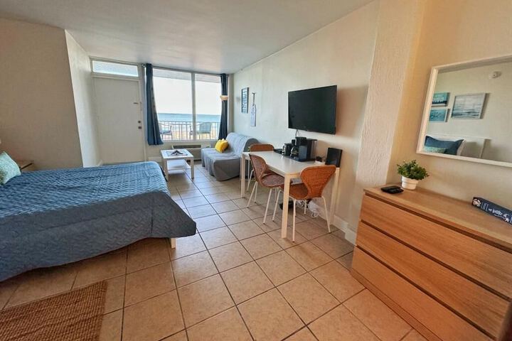 Room 15 of 29