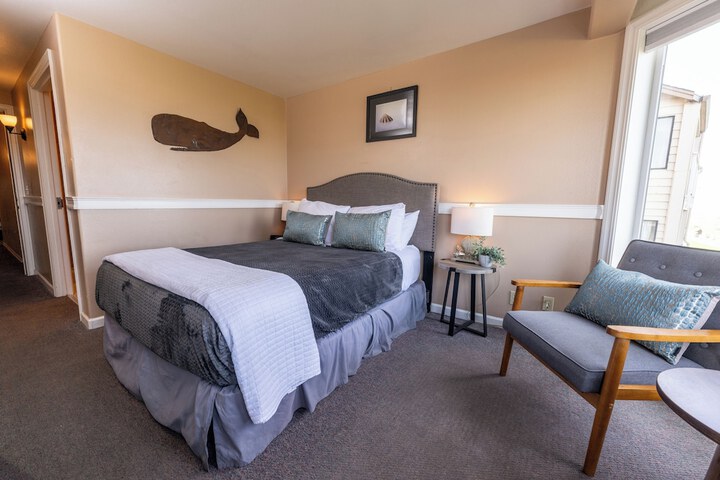 Room 90 of 176