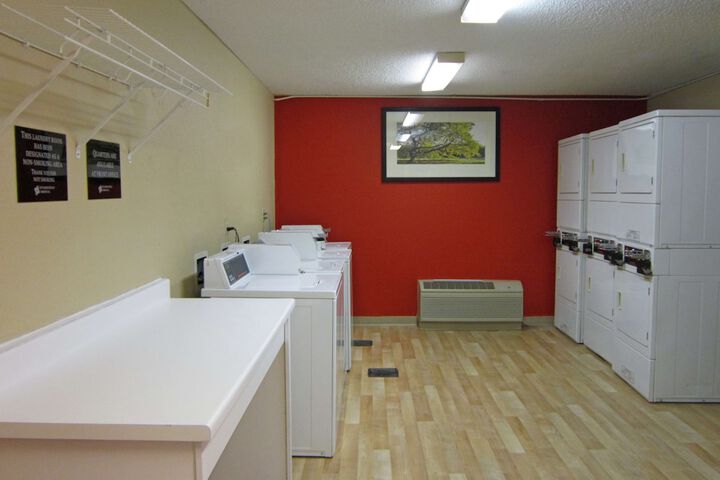 Room 15 of 33