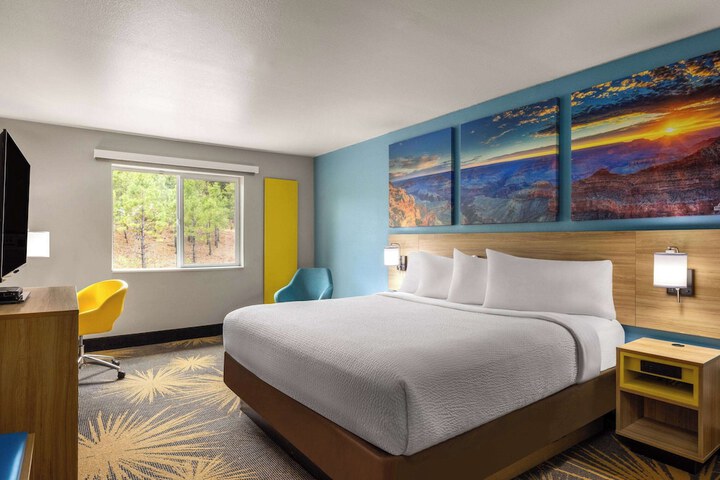 Days Inn by Wyndham Williams