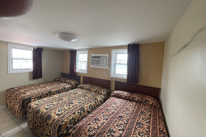 Room 92 of 135
