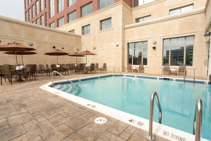 Pool 4 of 47