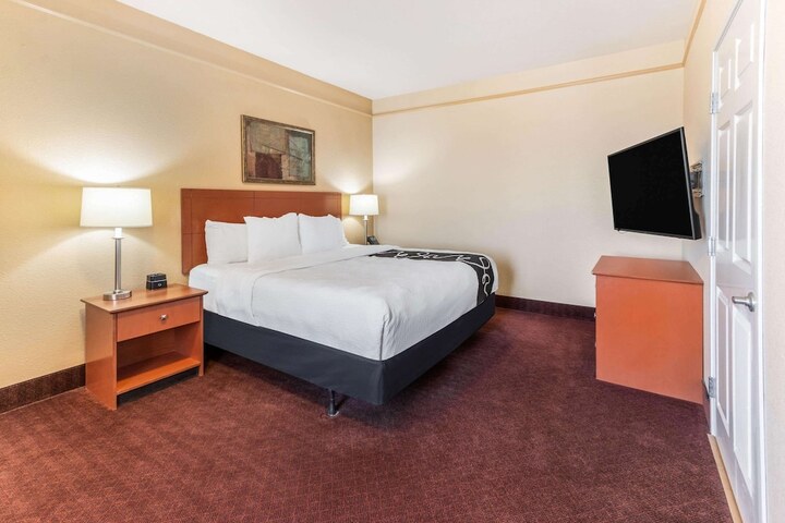 Room 19 of 30