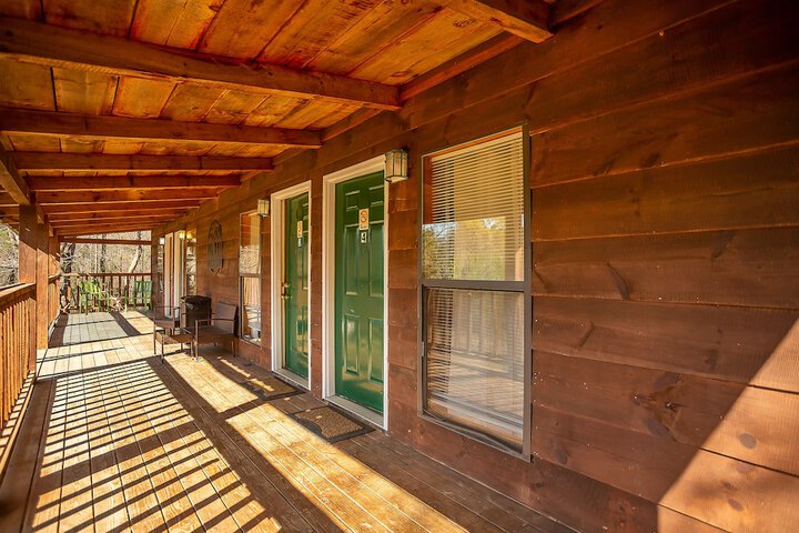 Bigfoot Lodge Room One