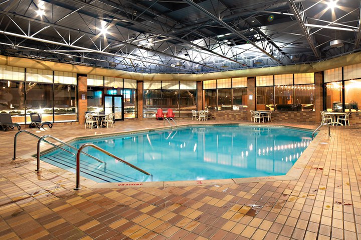 Pool 11 of 112